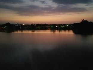 Hotel Shiv Lake 普杰 外观 照片